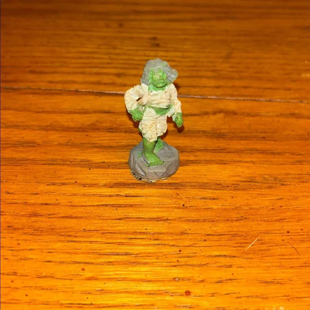 Halloween Miniature Toy Set with Pumpkins and Figurines - Picture 13 of 14